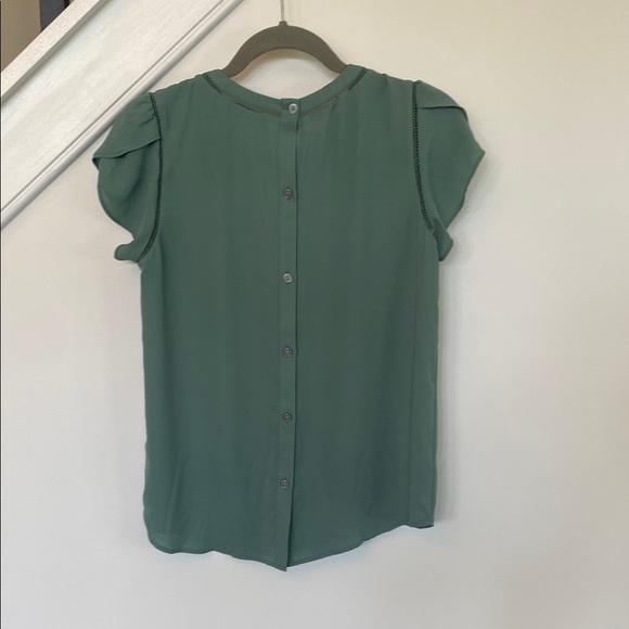 LOFT Green Ruffled Flutter Sleeve Blouse - Picture 3 of 3